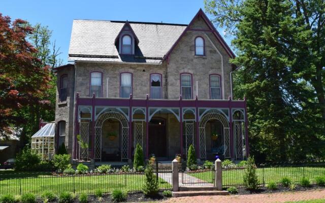 Gifford-Risley House Bed and Breakfast