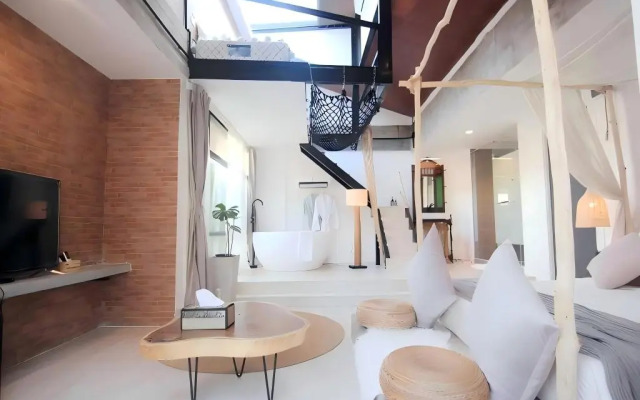 Yolo Bangkok Boutique Hotel