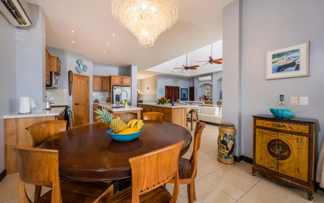 Beachfront Potrero Nice 7-br Villa Chef Included - Casa Royal