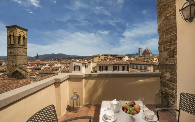 Residenza d'Epoca Antica Torre di Via Tornabuoni