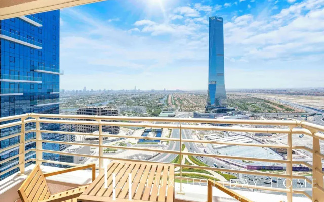 LUX The Icon Tower JLT Suite