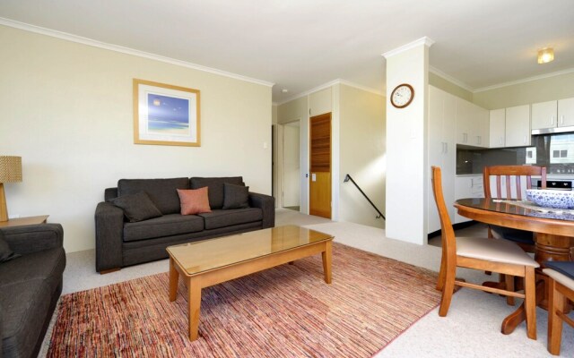 Fingal Court Unit 3 - Fingal Bay