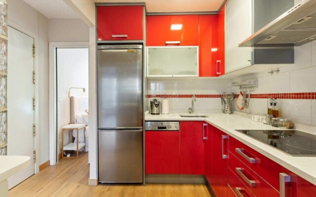 Elegant 1bed Apt Sleeps 4, in the Heart of Centro