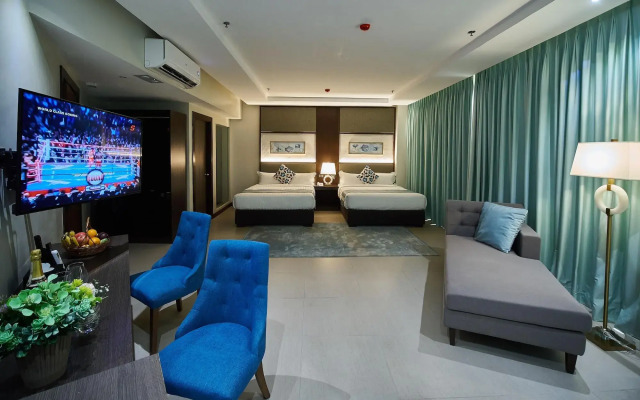 J7 Plaza Hotel
