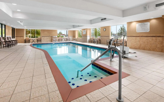 Hampton Inn & Suites Fairbanks