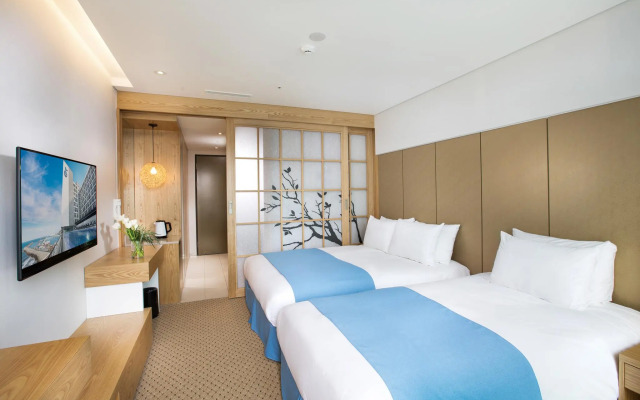 Hotel Whistlelark Jeju