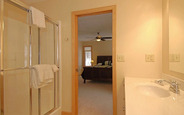 On-A-Whim - 5 Br Home