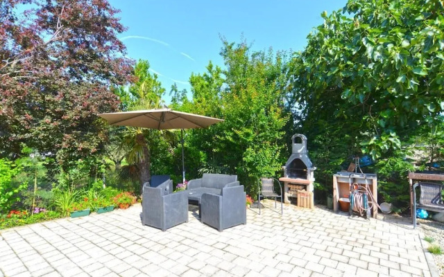 Charming Coastal Gateway