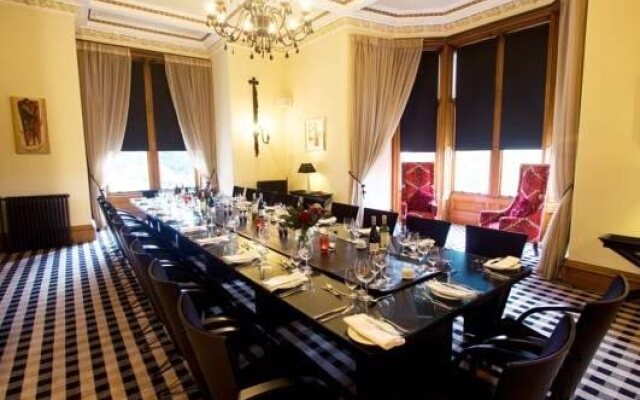 Kinnettles Castle