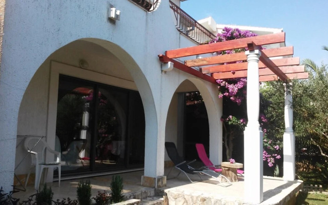 Filip - Comfortable - H