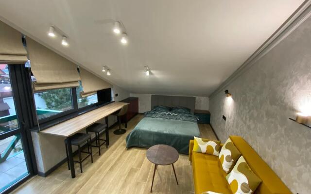 Apartamenty na ulice Zashchitnikov Kavkaza 114