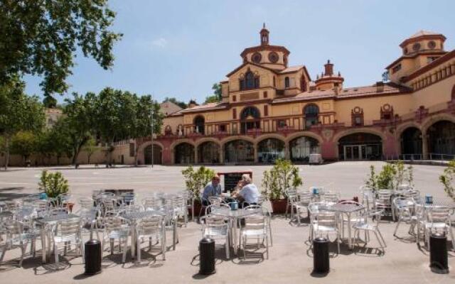 Rustic Poble Sec Apartment