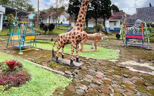 Sierra By Semusim Villa