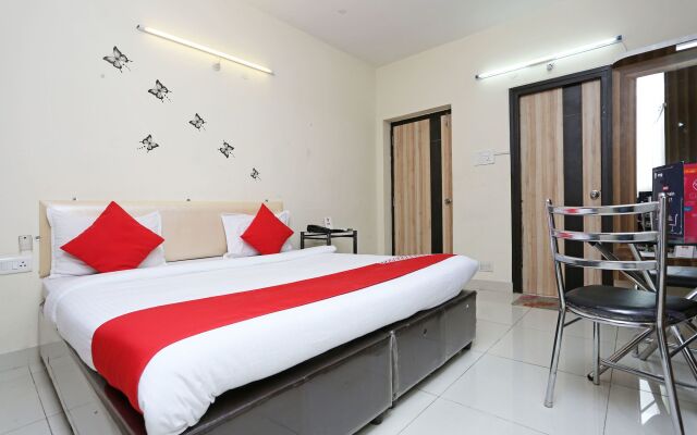 Dwell Suites by OYO Rooms