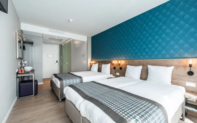 Melrose Hotel