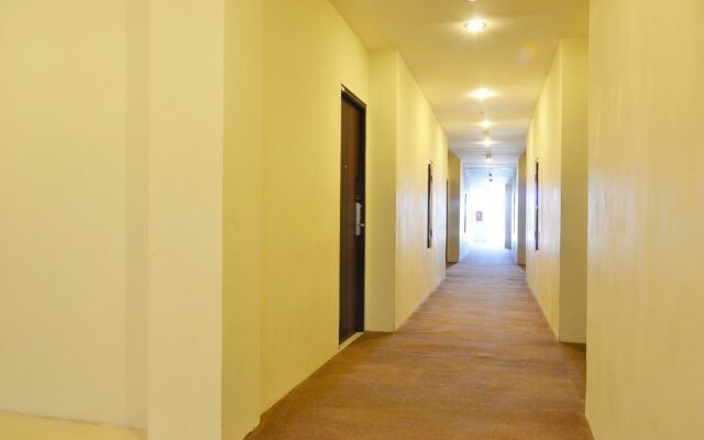 ZEN Rooms Basic Kedung Sari Wonorejo