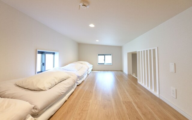 Lacquer House Asakusa