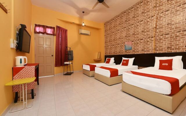 OYO 90363 Nyamanya Inn