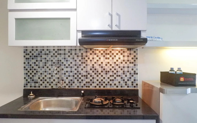 Cozy Living Studio Apartment At Puri Mas