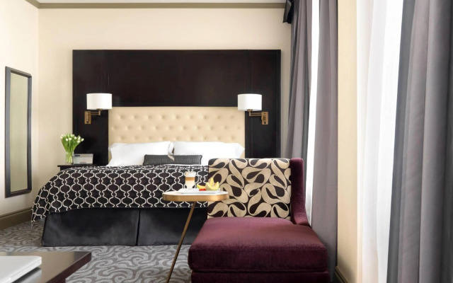 Hotel Blackhawk, Autograph Collection