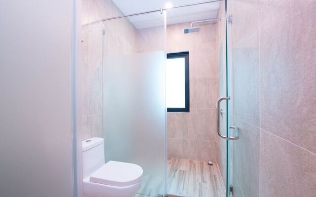 Oyo Capital O 89353 Nostalgia Boutique Hotel And Restaurant