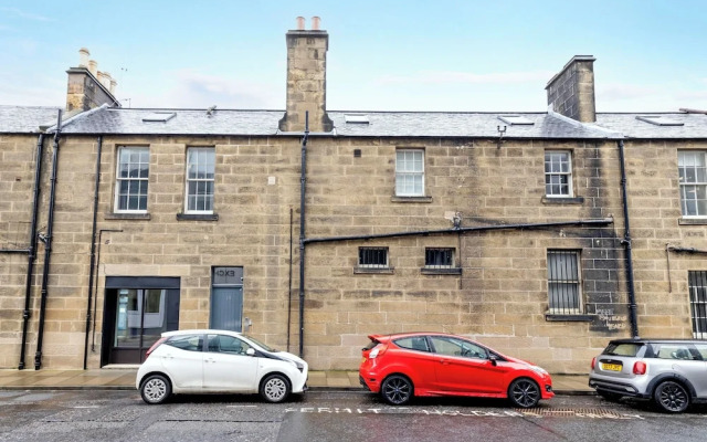 Superb Flats in the Heart of Edinburgh