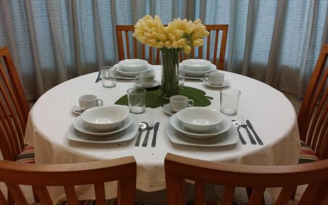 Tropical Sea View & Sunshine