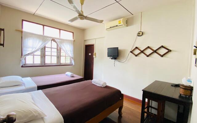 Nan Guesthouse