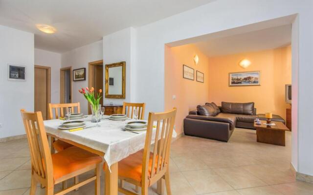 Apartment Riva Porec