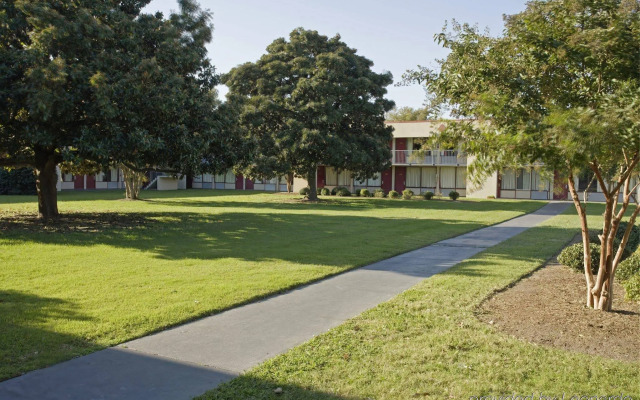 Americas Best Value Inn-Norfolk Airport Area
