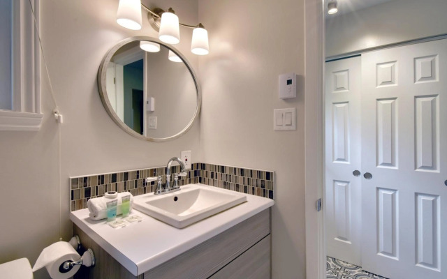 Stunning Condo - View on Lake Tremblant & Mountain