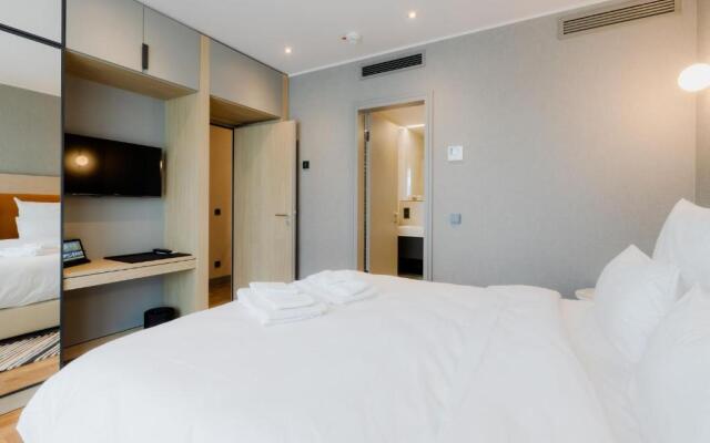 Fourty Three Luxury Serviced Apartments