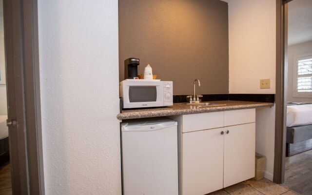 SureStay Hotel by Best Western Seaside Monterey