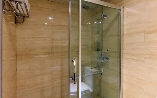 Fulide Holiday Hotel (Pangdonglai Branch, Pingyuan Road, Xinxiang)