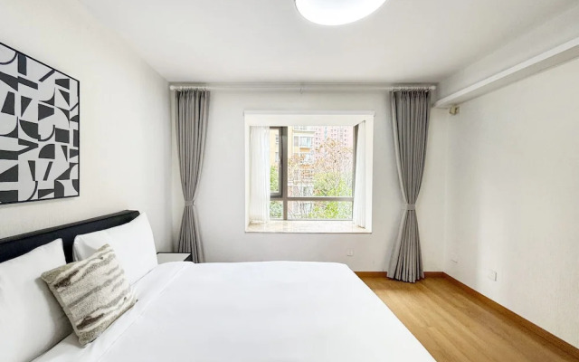 Tyms Entire 3-bedroom Apt By Takashimaya