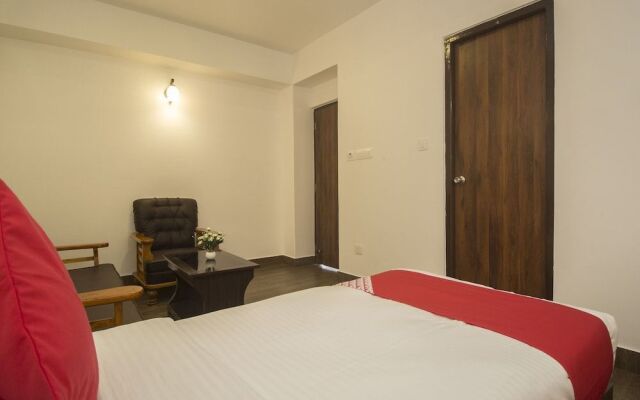 OYO 16637 Tiara Regency