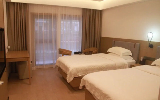 Pipaxi Hotel