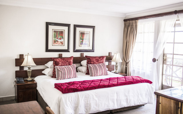 Afrique Boutique Hotel Oliver Tambo