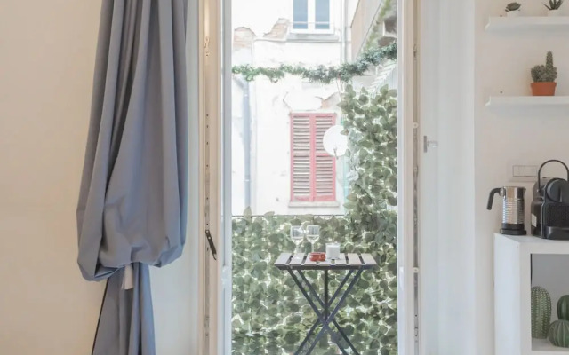Luce Apartment in Como