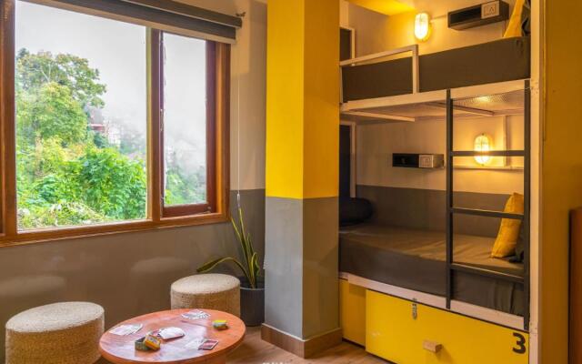 The Hosteller Mussoorie, Mall Road