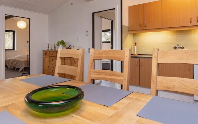 6 Person Holiday Home in Vaeggerlose