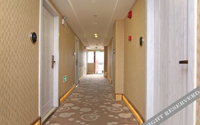 Yiju Hotel (Shanghai Chest Hospital Branch)