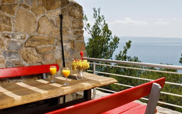 Fully Equiped Apartments for 3 Adults