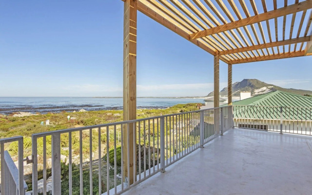 Blueview on Silversand