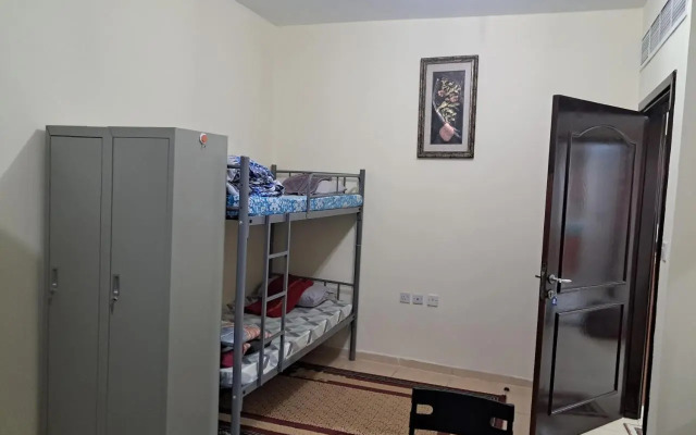 Top House Hostel