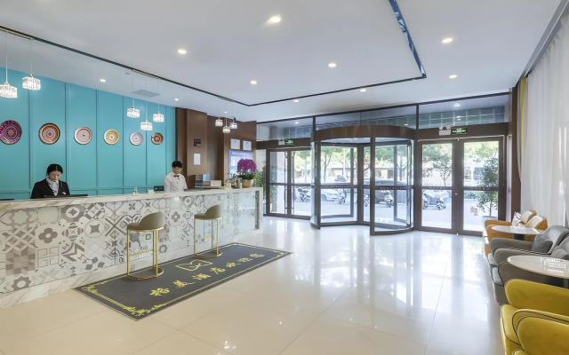 GEM Hotel Fuyang Linquan County Guangming Nan Road