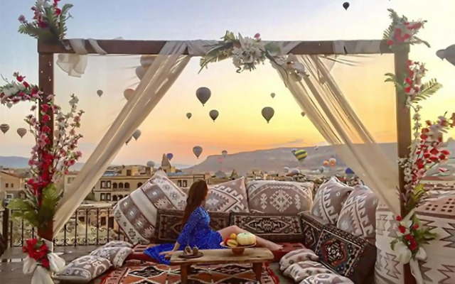 Milat Cave Hotel