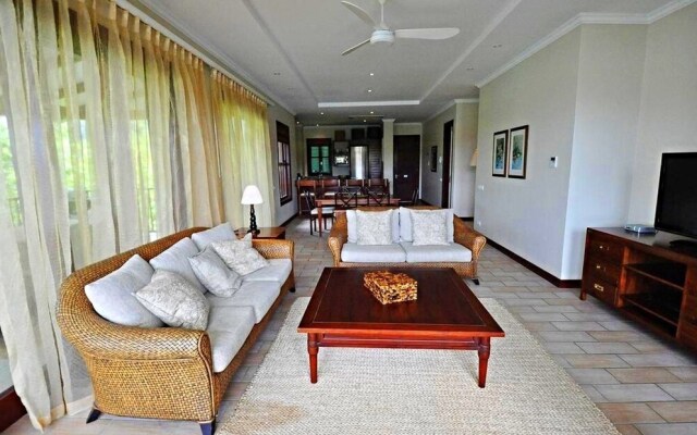 Eden Island, Beach front, Luxury, 3 Bed Ensuite, WiFi