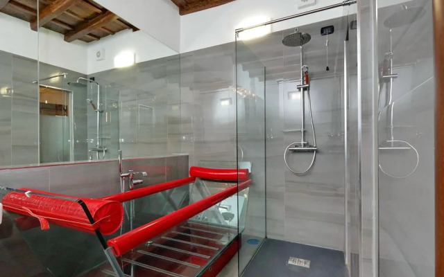 Trevi Penthouse with Jacuzzi