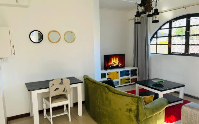 Safi Neat & Cozy Suite